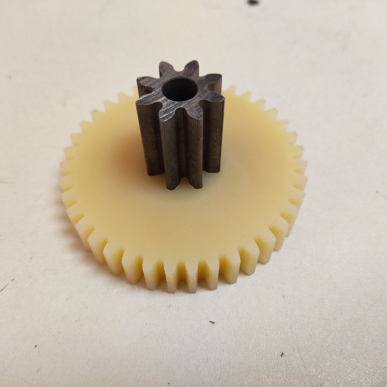 Шестерня Kobra +1 CC4