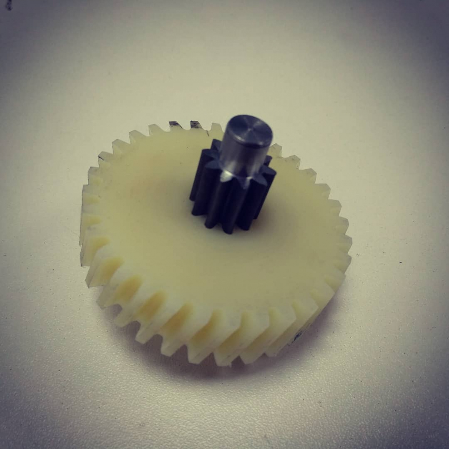 Шестерня для шредера Pro Kgb 2005c