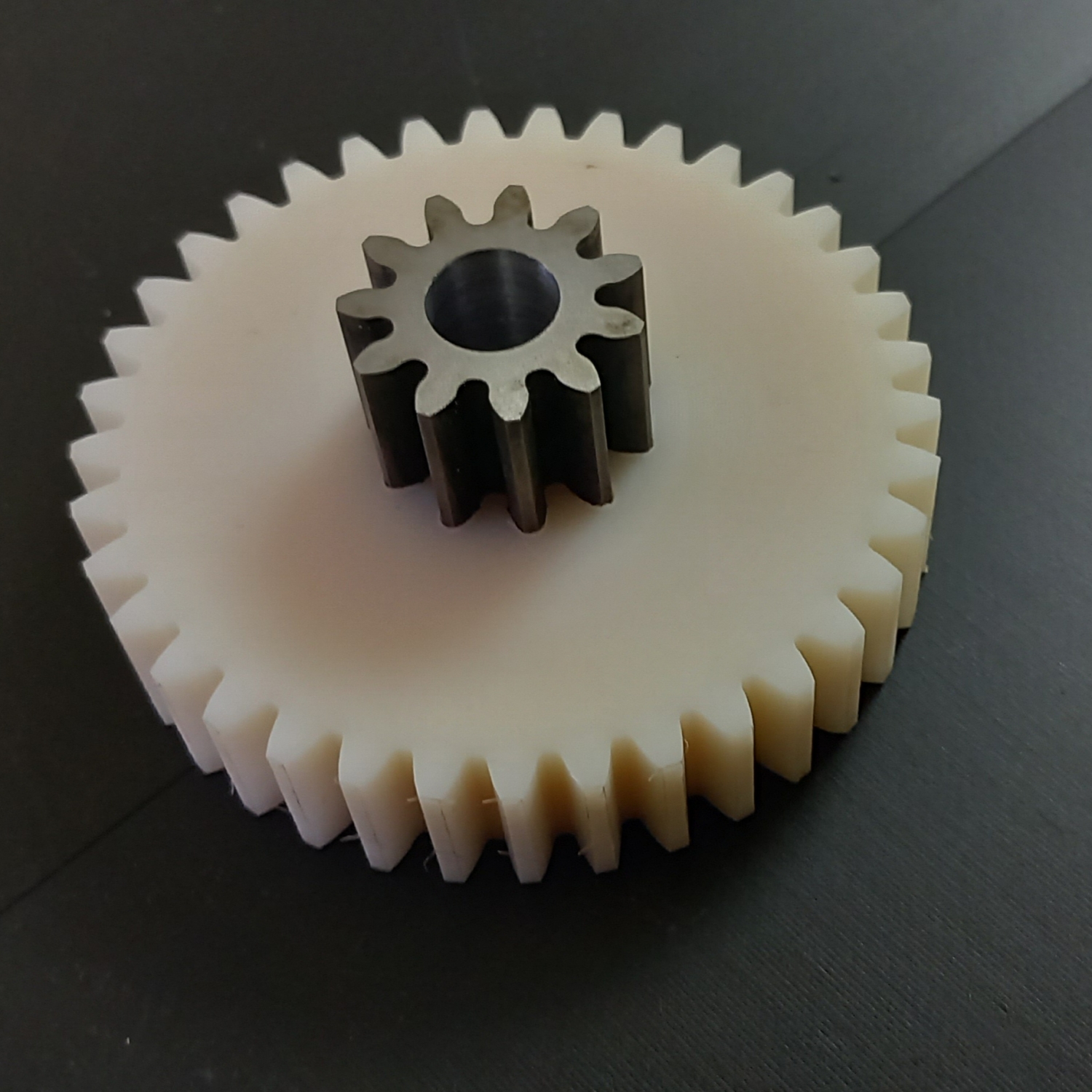 Шестерня Office kit s600