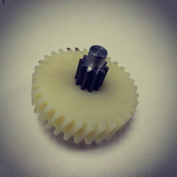 Шестерня для шредера Pro Kgb 2005c