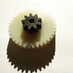 Шестерня для Freline FSA75
